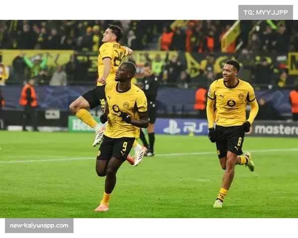 吉拉西传射建功,多特蒙德主场完胜占据晋级先机